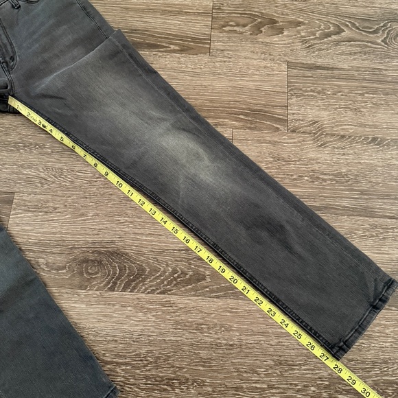 Mother The Mid Rise Dazzler Ankle in Lighting Up Lanterns - Picture 8 of 8